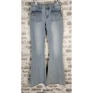 Forever 21 Rewash Flare Jeans 8 Light Wash‎ Denim Square Pockets Retro Style